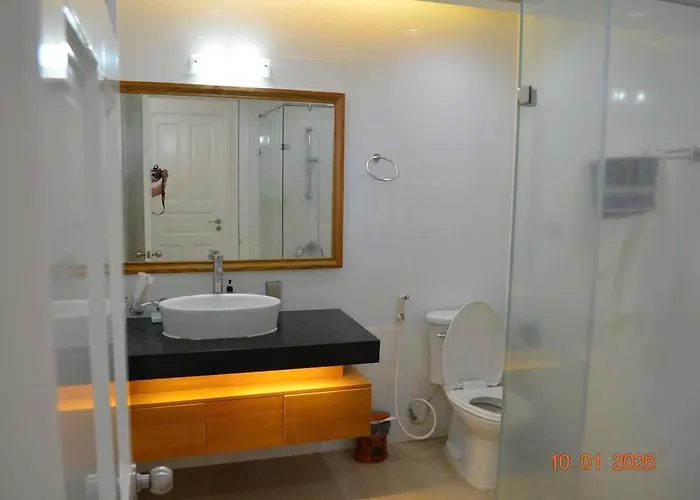Ocean Vista 2br 130m2 With Large Balcony
